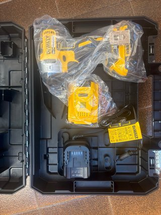 Atornillador DeWalt DCF887D2 18V