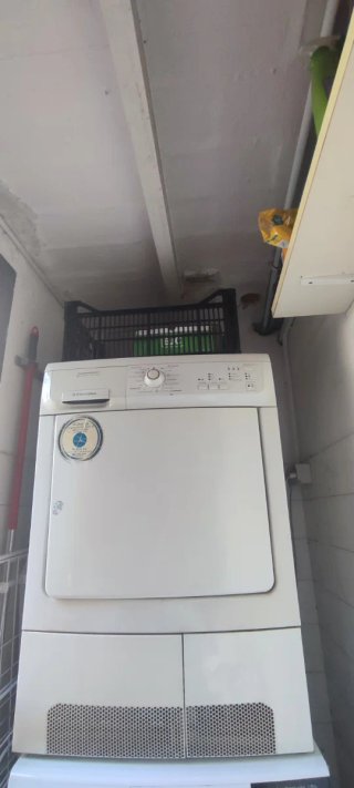 Secadora Blanca Electrolux