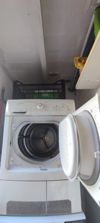 Secadora Blanca Electrolux