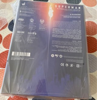 Superman y Krypto MMS812 Hot Toys