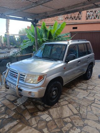 Mitsubishi Montero 2002