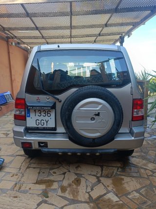 Mitsubishi Montero 2002