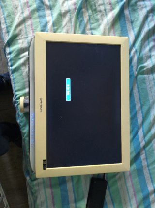 Monitor TV TDT HD Ready HDMI DVD Beige