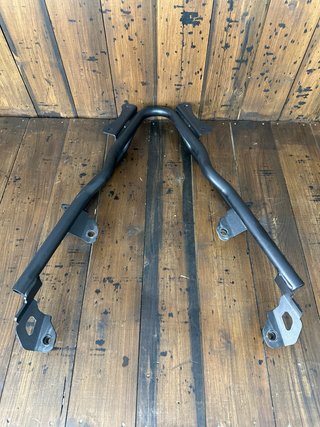 Herraje Soporte Baúl Moto Negro