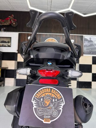 Herraje Soporte Baúl Moto Negro