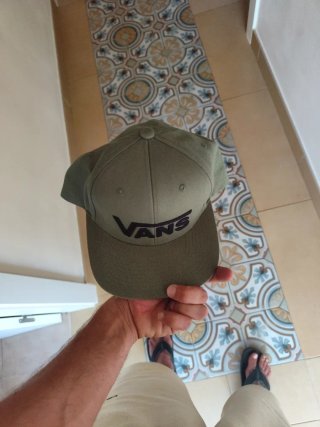 Gorra Vans Verde Logo Negro