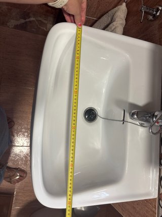 Lavabo de 50x40cm. Pie del lavabo 65cm