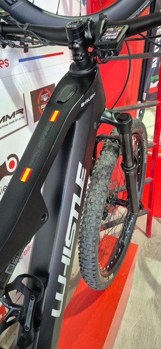 WHISTLE B-RUSH C6.2E Bicicleta Eléctrica