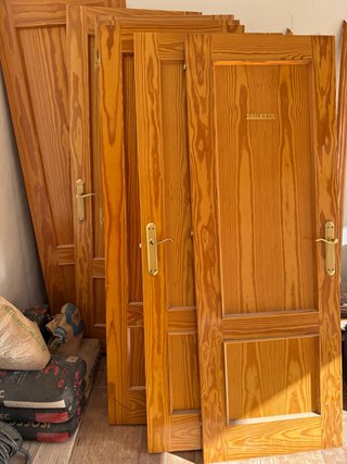 Puertas de madera interiores casa