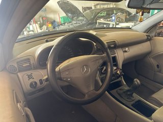 Mercedes-Benz W210 coupe 2003