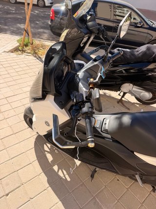 Yamaha NMAX 125 2025 Blanca