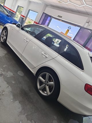 Audi A4 2014