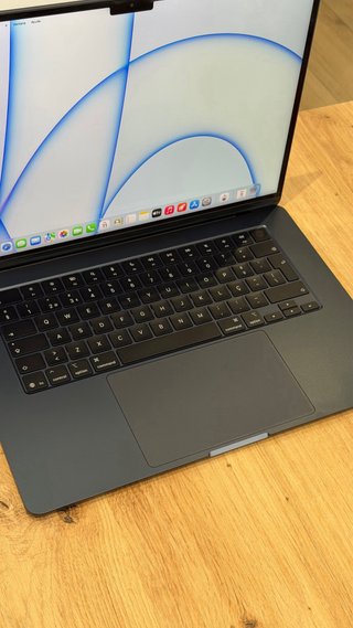 NUEVO MacBook Air M4 15” 256GB