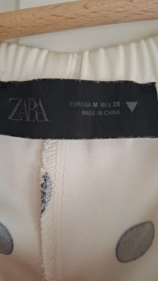 Zara Pantalón satinado lunares