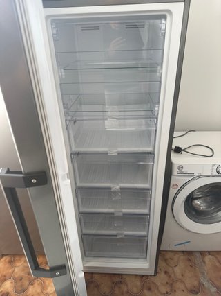 Congelador Vertical Beko