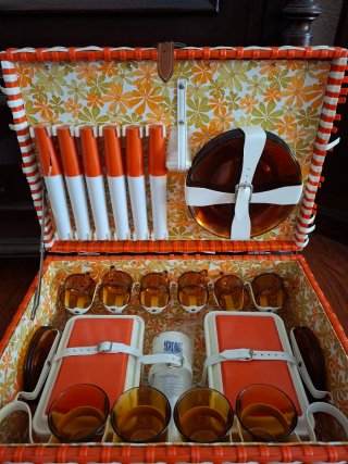 Cesta de picnic vintage
