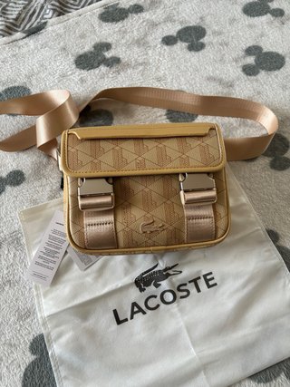 Bolso bandolera Lacoste monograma