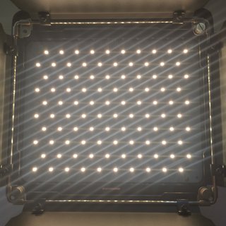 Vendo foco led Neewer P200-2.4G