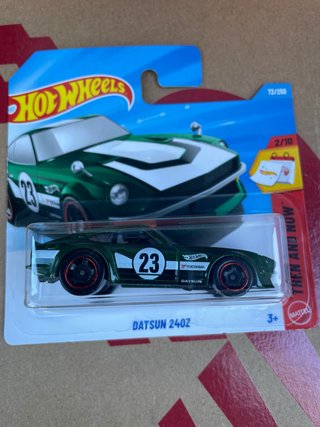 Hot Wheels Datsun 240Z 72/250