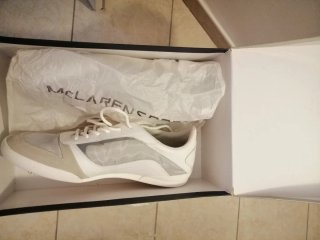 Sneakers bianche e beige taglia 42