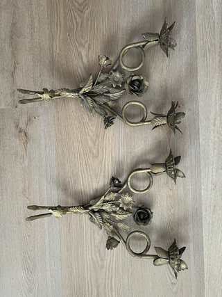 Pareja apliques candelabro flor metal dorado