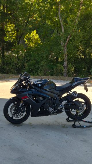 Suzuki GSXR 600 K7