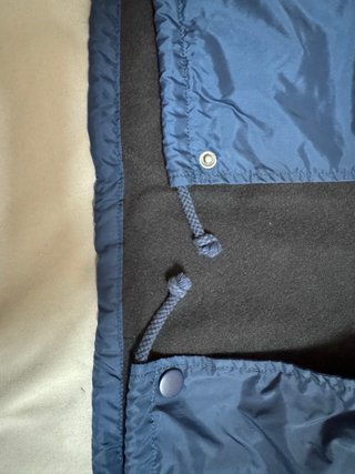 Chaqueta Vans Impermeable Azul/Roja Talla XL