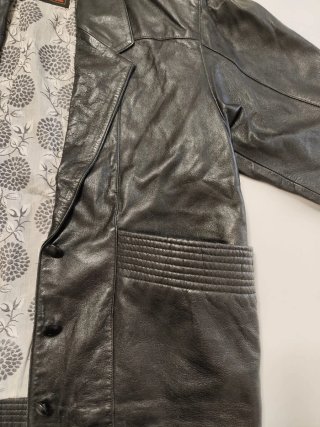 Giacca pelle nera donna