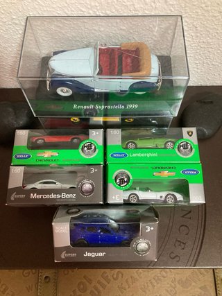 Pack 7 maquetas de coches a escala