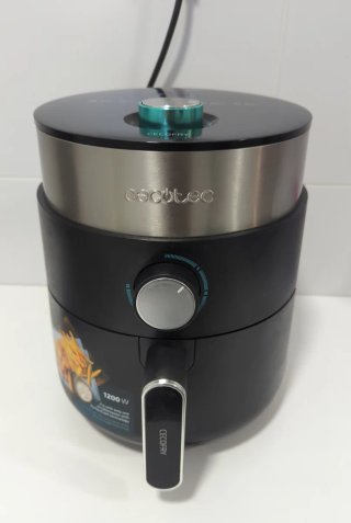 Freidora Aire Cecotec 2.5L + Caja y Manual