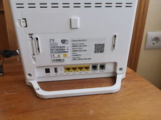 Router ZTE (de Más Móvil) con Fibra óptica