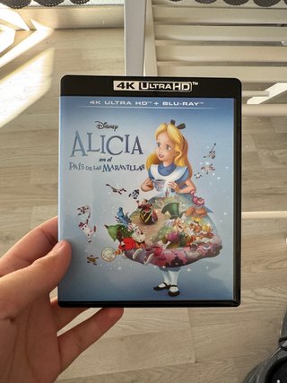 Alicia en el País de las Maravillas Blu-ray 4K