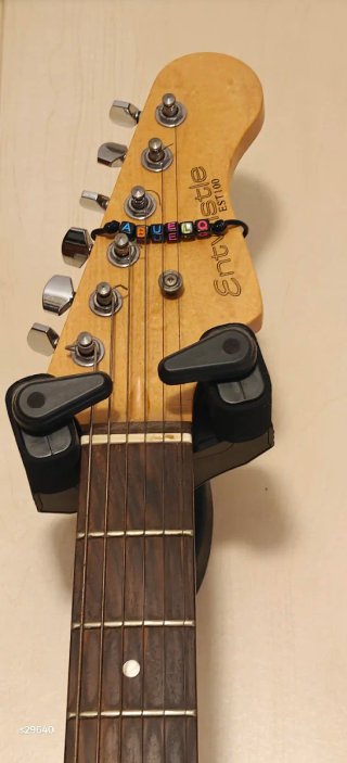 Guitarra Eléctrica Stratocaster SSH Amarilla