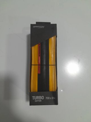 Cubierta carretera Turbo 700 x 24c