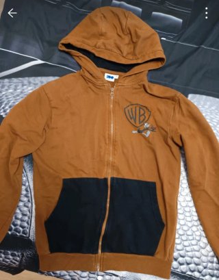 Chándal Warner Bros. con capucha