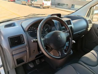 Peugeot Expert 2016