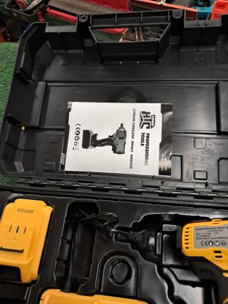 Avvitatore a impulsi 88V con doppia batteria
