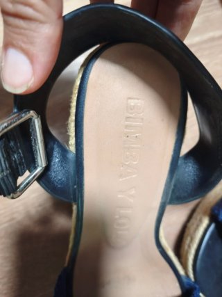 Sandalias Bimba y Lola Plataforma Azul Marino