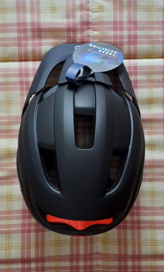 Casco ABUS MTB CLIFFHANGER QUIN Negro