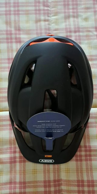 Casco ABUS MTB CLIFFHANGER QUIN Negro