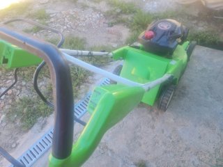 Cortacésped Viking sin cesto con tracion 7CV chas