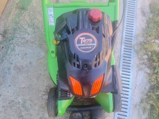 Cortacésped Viking sin cesto con tracion 7CV chas