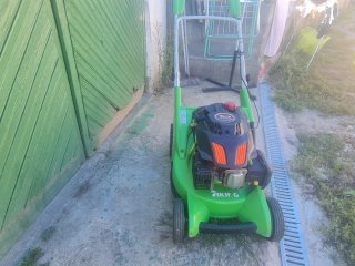 Cortacésped Viking sin cesto con tracion 7CV chas