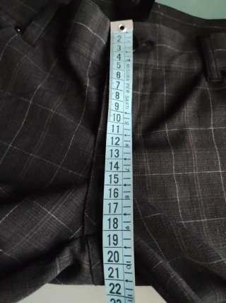 Pantaloni Stradivarius a quadri grigio antracite