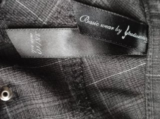Pantaloni Stradivarius a quadri grigio antracite