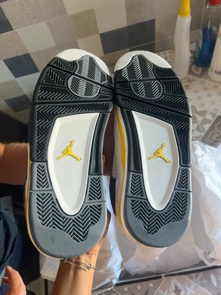 Jordan 4 Retro Giallo 2026