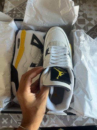 Jordan 4 Retro Giallo 2026