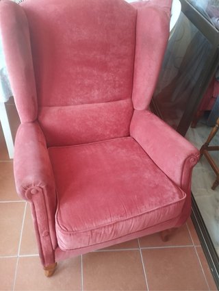 2 Sillones Orejeros/Butacones Rosas