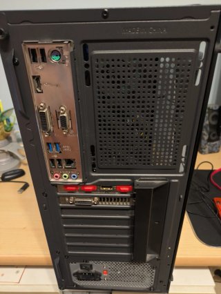 PC Gaming económico/ oficina (i3/8GB/GTX950/SSD)