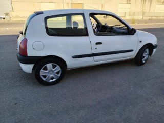 Renault Clio  1,9 diesel